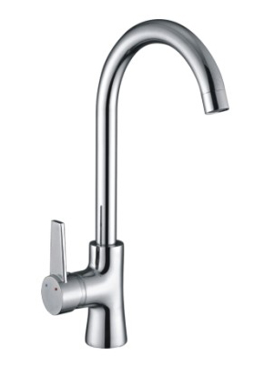 Kitchen sink with single handle