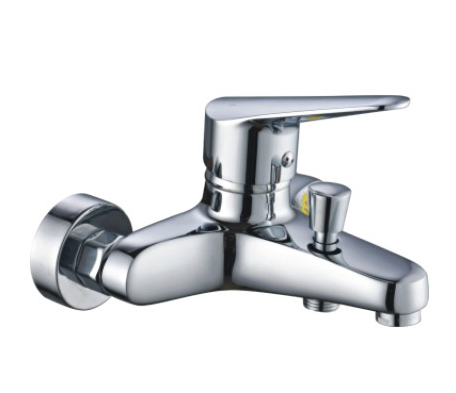 Single-handle bathtub faucet