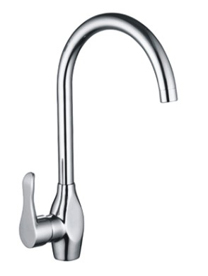 Kitchen sink with single handle